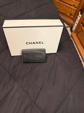 CHANEL Project Leather Key Case/ Gift box